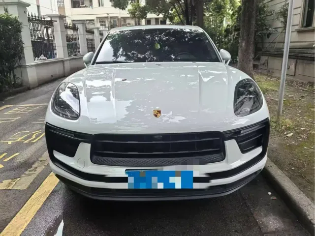 Фотография автомобиля — Porsche Macan