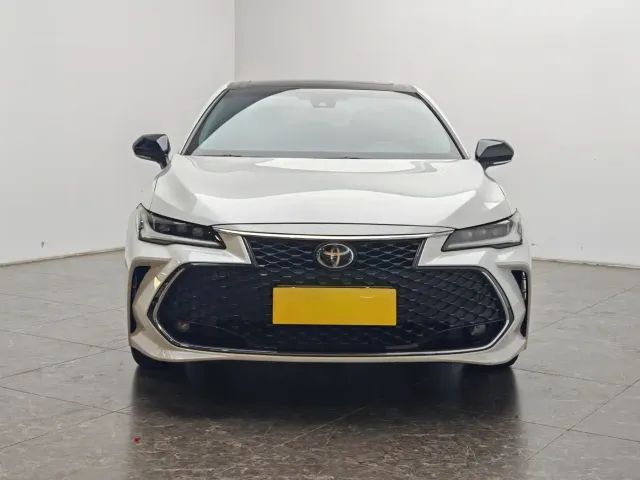 Toyota Avalon — Фото автомобиля 5