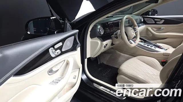 Mercedes-Benz AMG GT 4 двери 43 4MATIC+ — Фото автомобиля 11