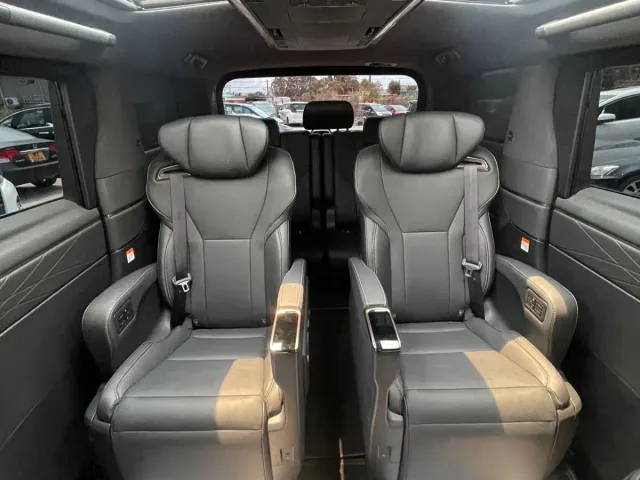 Toyota Alphard — Фото автомобиля 14