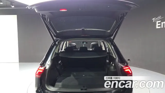 Volkswagen Tiguan — Фото автомобиля 20