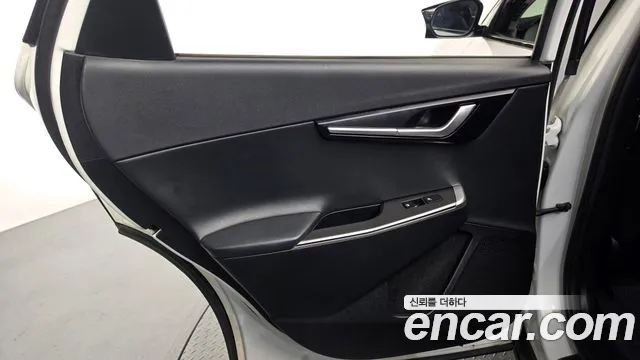 Kia EV6 — Фото автомобиля 25
