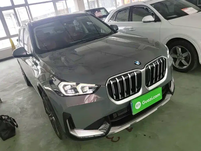 BMW X1 — Фото автомобиля 3