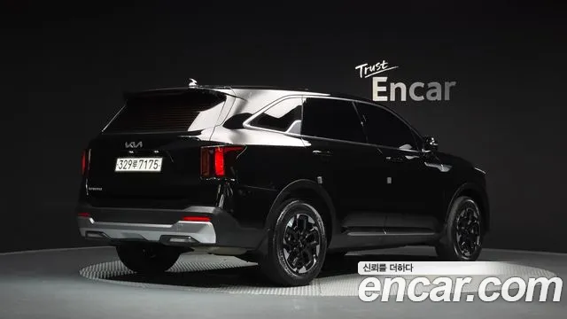 Kia Sorento Новый Sorento 4 поколение Дизель 2.2 2WD — Фото автомобиля 2
