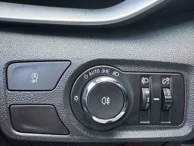 Chevrolet Orlando — Фото автомобиля 11