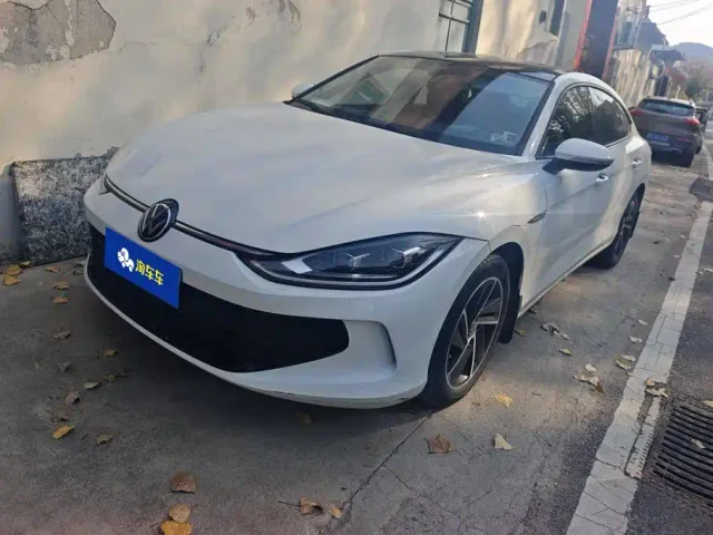 Фотография автомобиля — Volkswagen Lamando