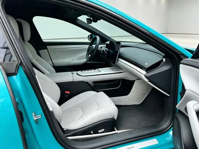 Xiaomi SU7 — Фото автомобиля 11