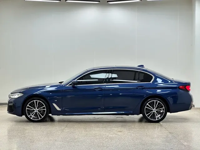 BMW 5 Series — Фото автомобиля 7