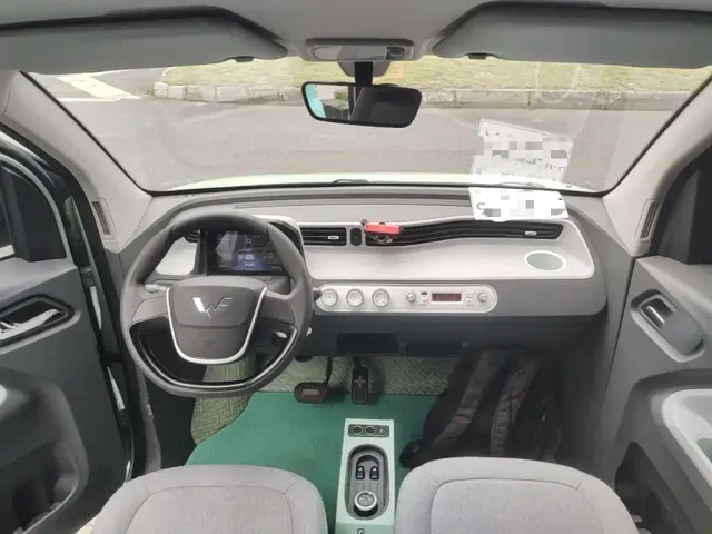 Wuling Hongguang Mini EV — Фото автомобиля 9