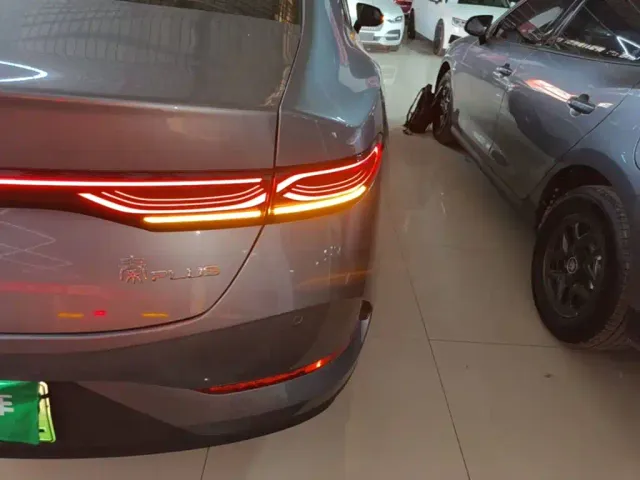 BYD Qin PLUS — Фото автомобиля 7