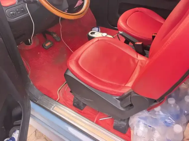 Wuling Hongguang Mini EV — Фото автомобиля 11