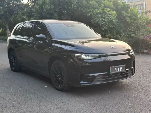 Leapmotor C10 — Фото автомобиля 2