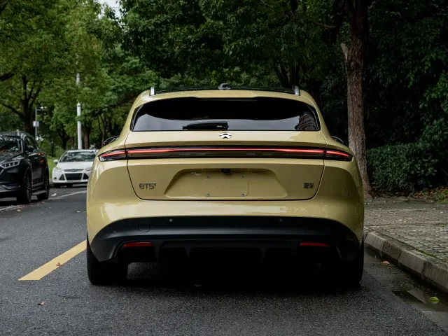 Nio ET5 Touring — Фото автомобиля 4
