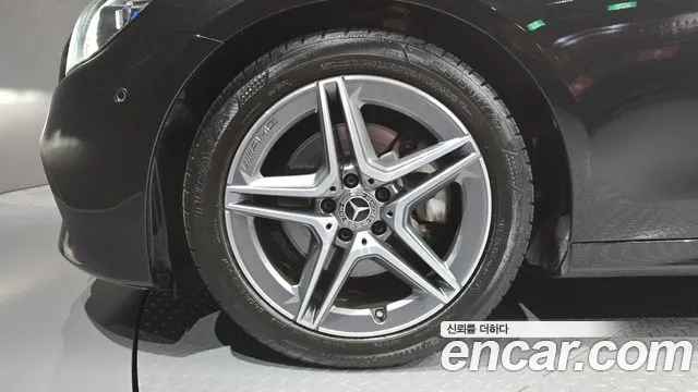 Mercedes-Benz E-Class W213 — Фото автомобиля 4