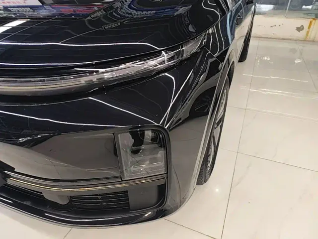 Li Auto L7 — Фото автомобиля 23