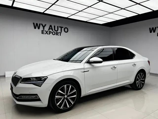 Фотография автомобиля — Skoda Superb