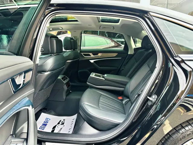 Audi A6L — Фото автомобиля 7