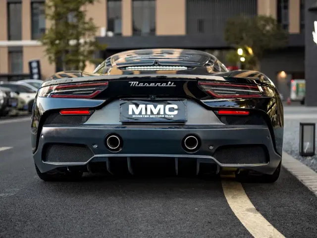 Maserati MC20 — Фото автомобиля 9