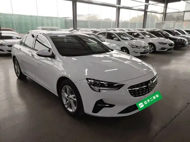 Buick Regal — Фото автомобиля 3