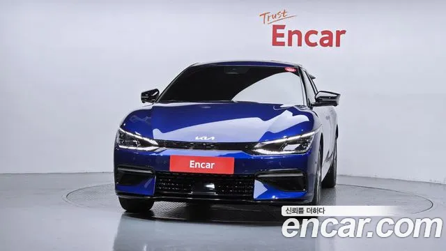 Kia EV6 — Фото автомобиля 3
