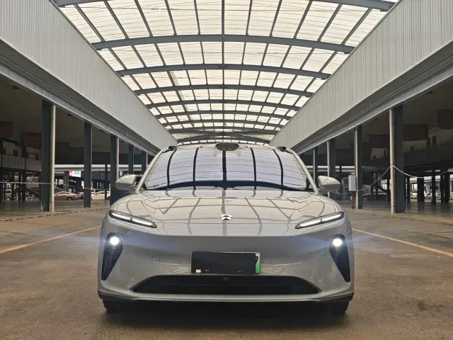 Nio ET5 Touring — Фото автомобиля 2