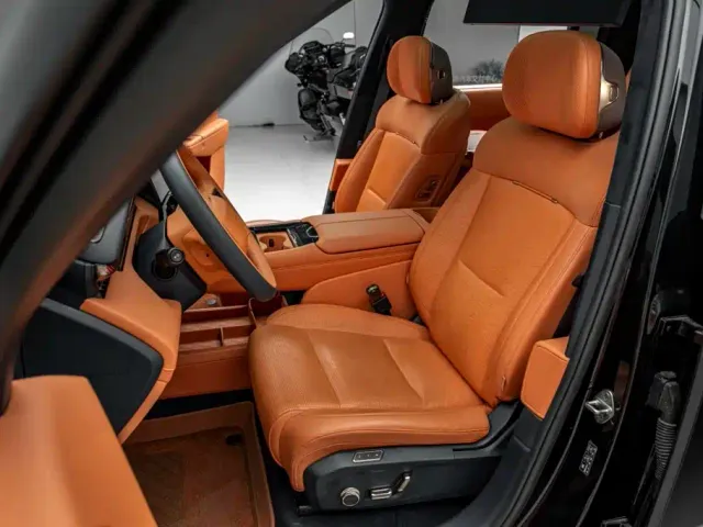 Lynk & Co 900 — Фото автомобиля 23