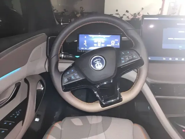 BYD Song Pro — Фото автомобиля 6