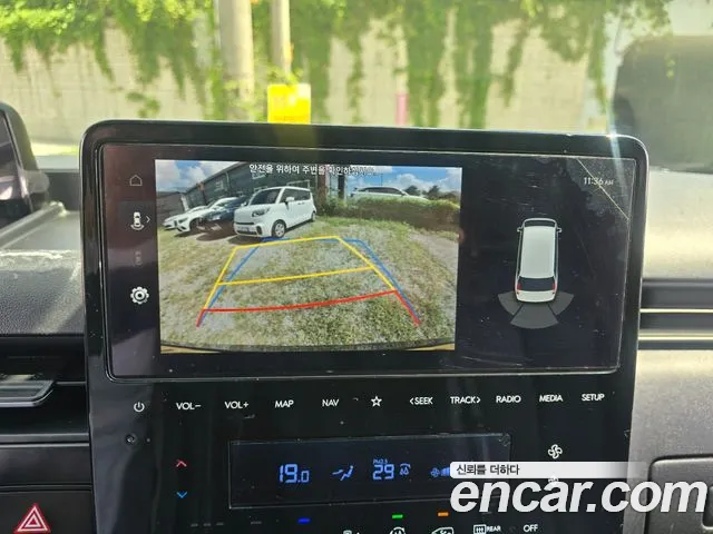 Hyundai Staria — Фото автомобиля 11