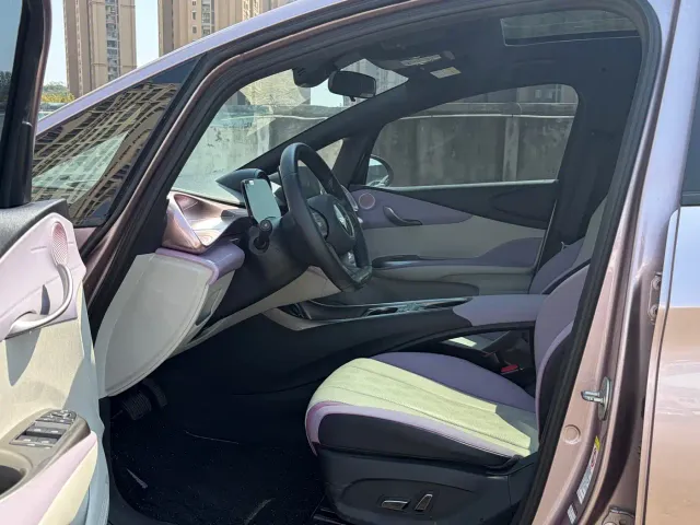 BYD Dolphin — Фото автомобиля 13