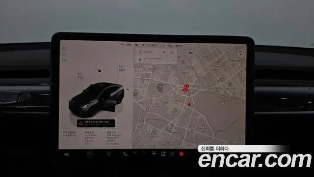 Tesla Model Y — Фото автомобиля 18