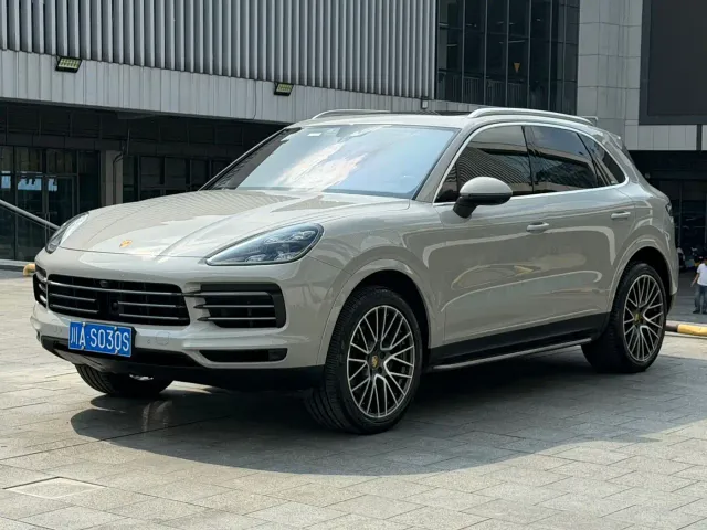 Фотография автомобиля — Porsche Cayenne