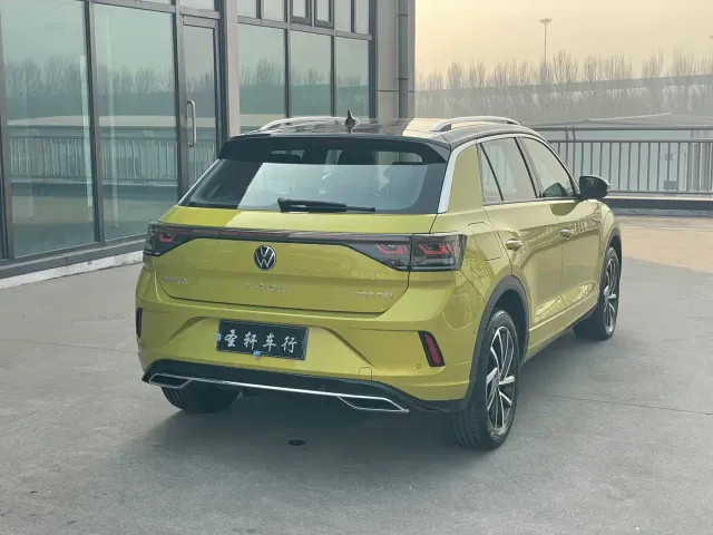 Volkswagen T-Roc — Фото автомобиля 5
