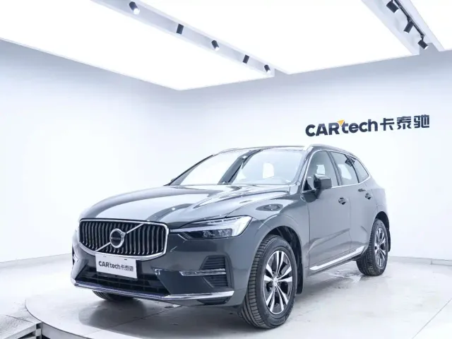 Volvo XC60 — Фото автомобиля 7