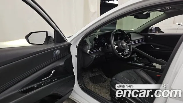 Hyundai Avante CN7 — Фото автомобиля 15