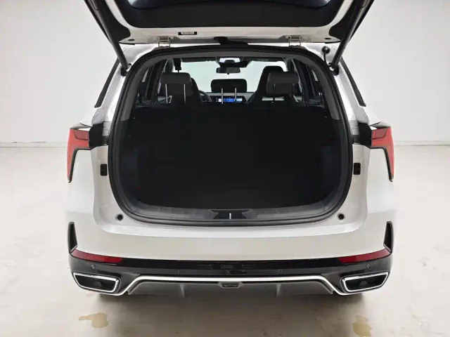 Changan CS75 Plus — Фото автомобиля 10