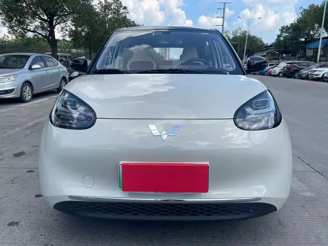 Wuling Bingo — Фото автомобиля 2