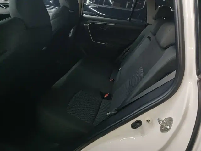 Toyota Wildlander — Фото автомобиля 16