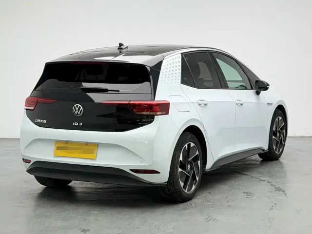Volkswagen ID.3 — Фото автомобиля 7