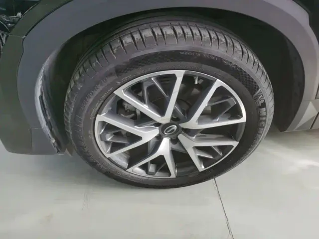 GAC Trumpchi GS8 — Фото автомобиля 22