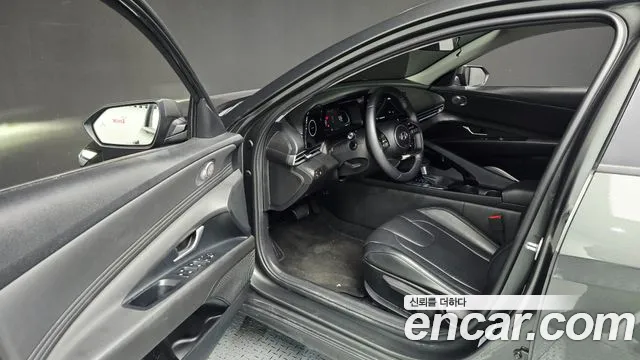 Hyundai Avante CN7 — Фото автомобиля 10