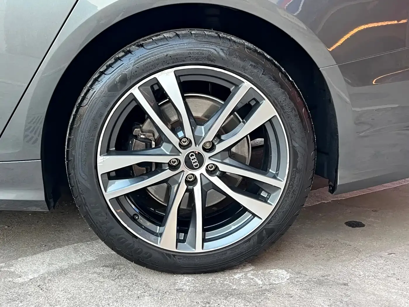 Audi Audi A6L 2022 40 TFSI Luxury Dynamic — Фото автомобиля 22