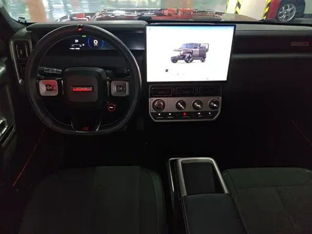 iCAR V23 — Фото автомобиля 9