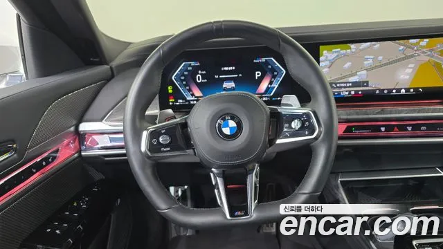 BMW 7-Series 7 серия (G70) 740i xDrive M Sport — Фото автомобиля 12