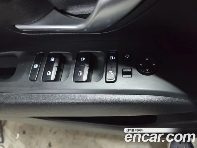 Hyundai Tucson Tucson (NX4) Бензин 1.6 турбо 2WD — Фото автомобиля 13