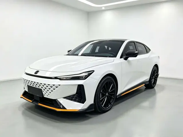 Фотография автомобиля — Changan UNI-V