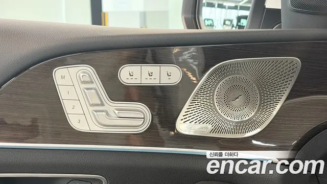 Mercedes-Benz GLE-Class — Фото автомобиля 16