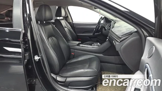 Hyundai Sonata Sonata (DN8) 2.0 LPG(Для проката) — Фото автомобиля 11
