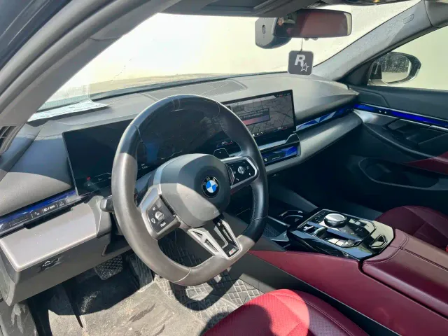 BMW 5 Series — Фото автомобиля 7