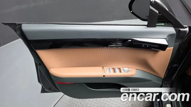 Hyundai Grandeur GN7 — Фото автомобиля 13
