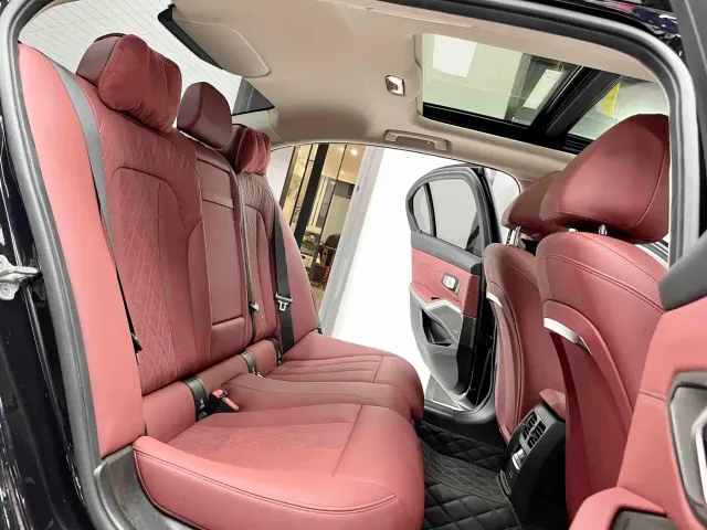BMW 3 Series — Фото автомобиля 5